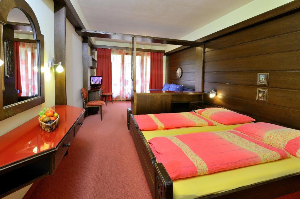 Mittagskogel Otel Ledenitzen Oda fotoğraf